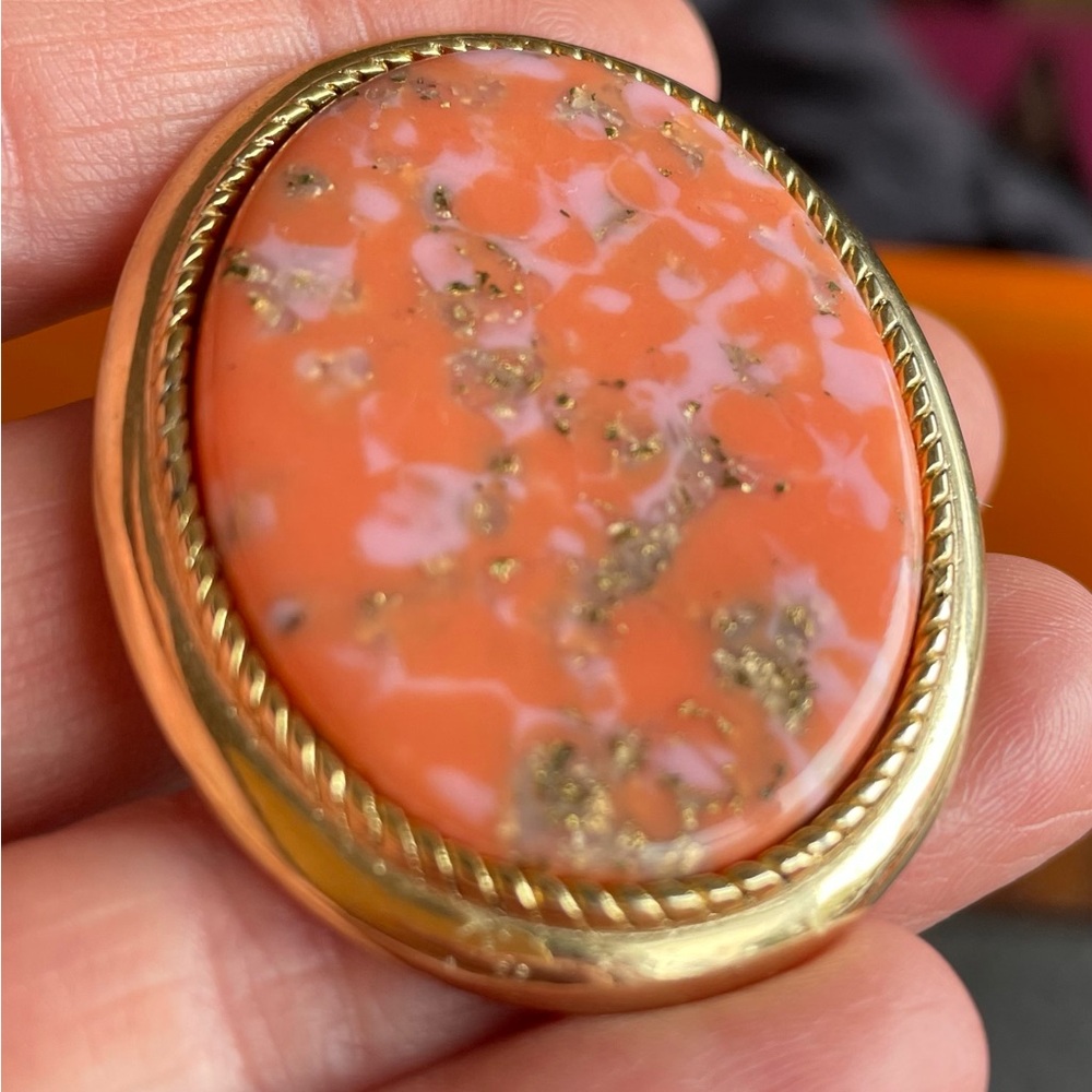 Vintage Sarah Coventry Gold and Coral Pendant Brooch